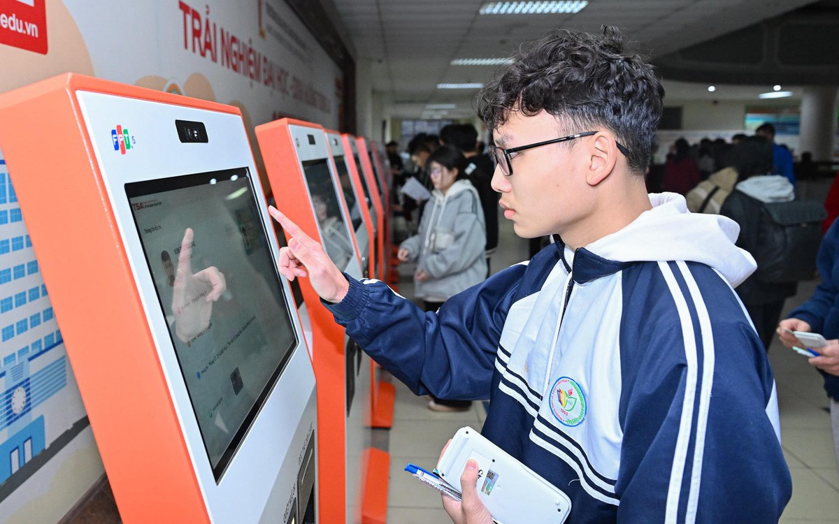 Thủ khoa thi đánh giá tư duy đạt điểm xô đổ mọi kỷ lục