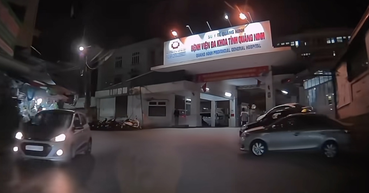 Nhận thông báo 'phạt nguội' do vượt đèn đỏ đưa người đi cấp cứu, tài xế cần làm gì?