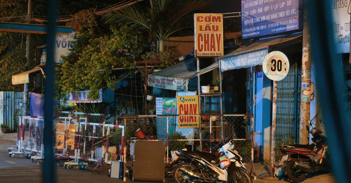 Cháy quán cơm ở phường Bình Hưng Hòa, hai mẹ con tử vong