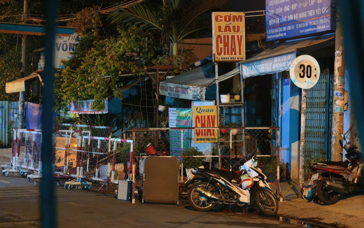 Cháy quán cơm ở phường Bình Hưng Hòa, hai mẹ con tử vong