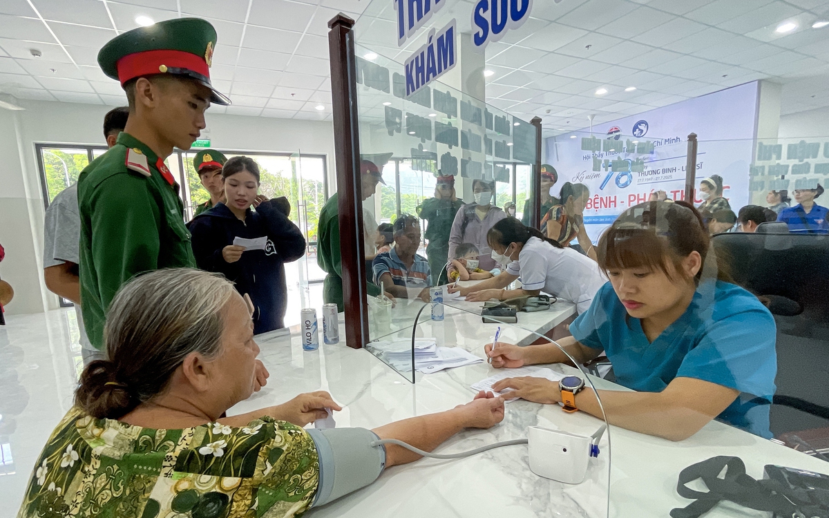 Sở Y tế TP.HCM đề xuất đưa đường dây nóng bảo vệ trẻ em, phụ nữ về đầu mối 1022