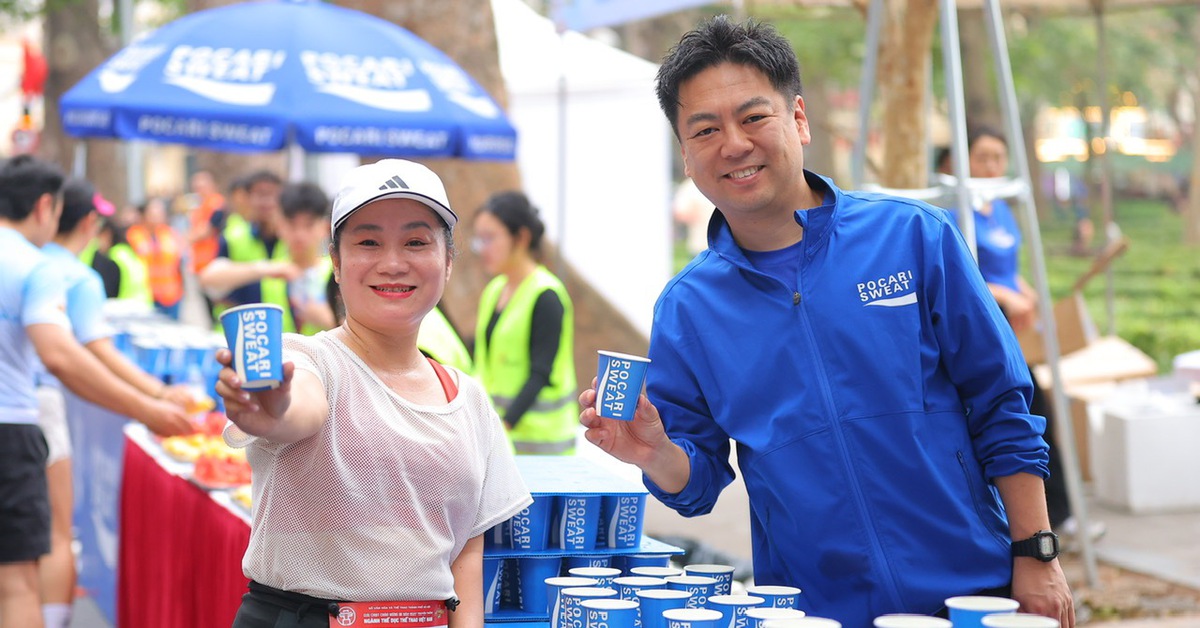 Pocari Sweat tiếp sức phong trào vận động nước nhà