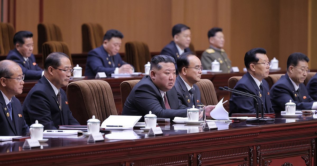 Ông Kim Jong Un tái đắc cử Chủ tịch Ủy ban Quốc vụ Triều Tiên