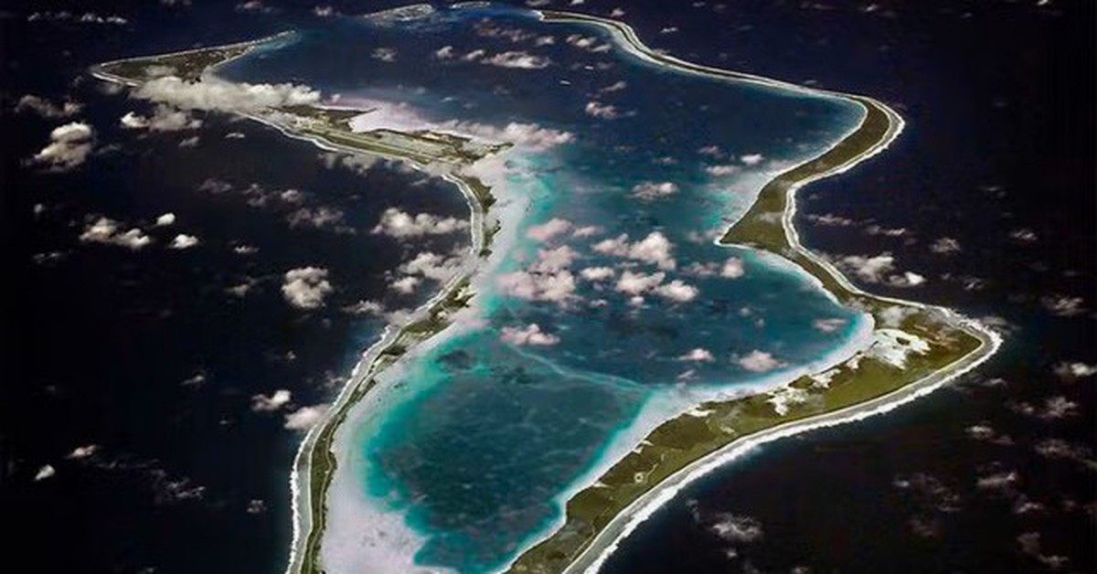 Đe dọa ngầm của Iran trong đòn đánh hụt vào đảo Diego Garcia