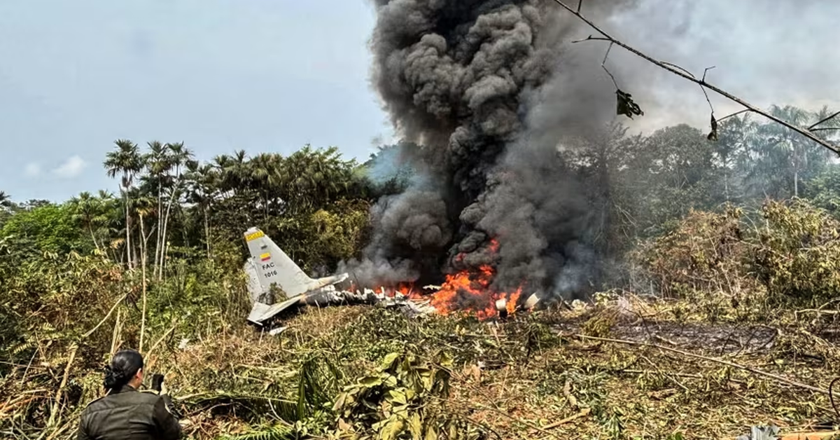 Máy bay quân sự Colombia rơi, ít nhất 34 người thiệt mạng