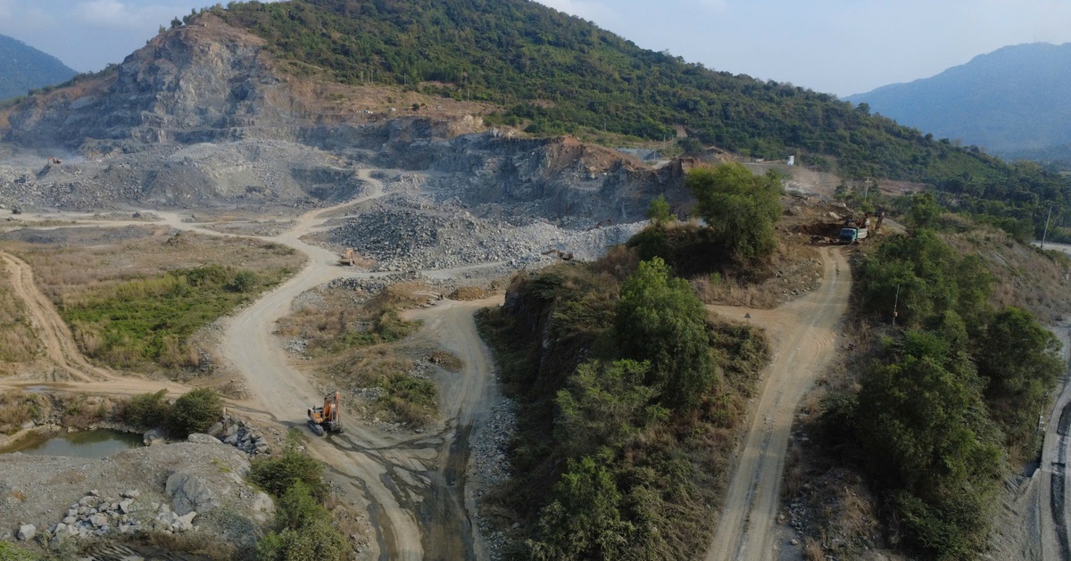 Đề xuất khai thác 2 mỏ đá để 'cứu' cao tốc TP.HCM - Trung Lương - Mỹ Thuận