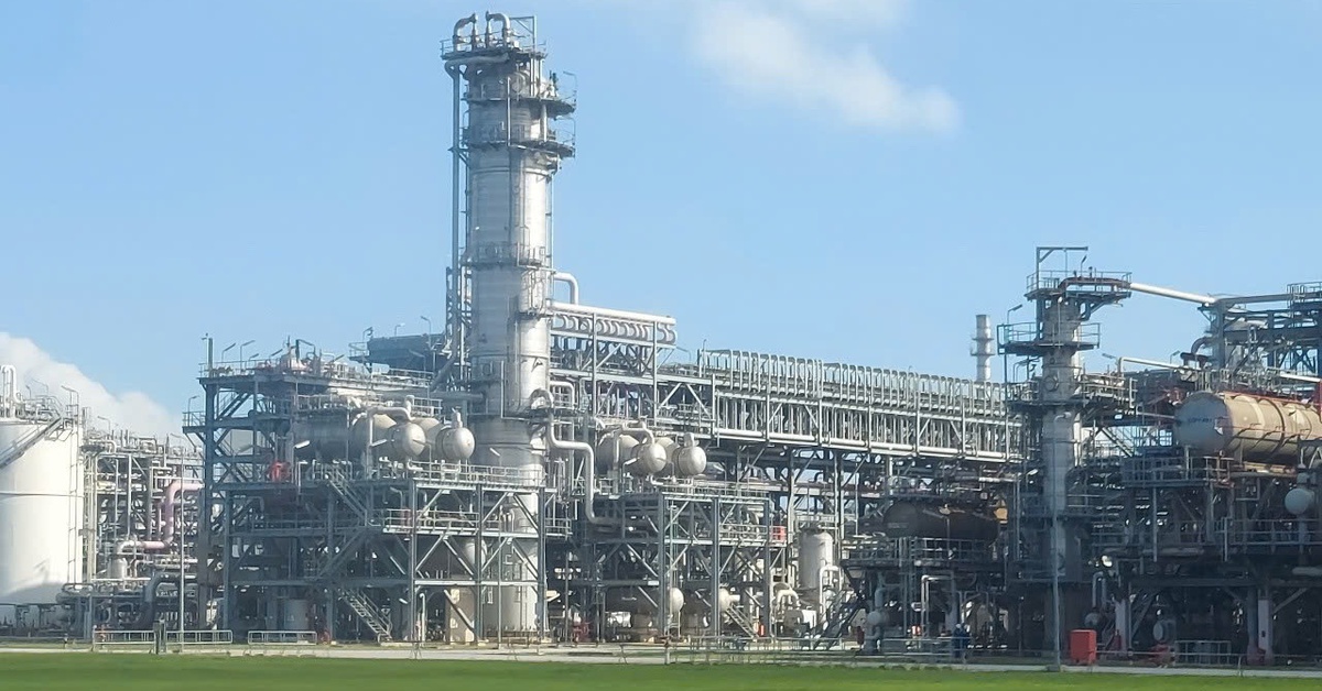 Bộ Công Thương: Nhà máy lọc dầu Dung Quất, Nghi Sơn đủ nhiên liệu sản xuất hết tháng 4