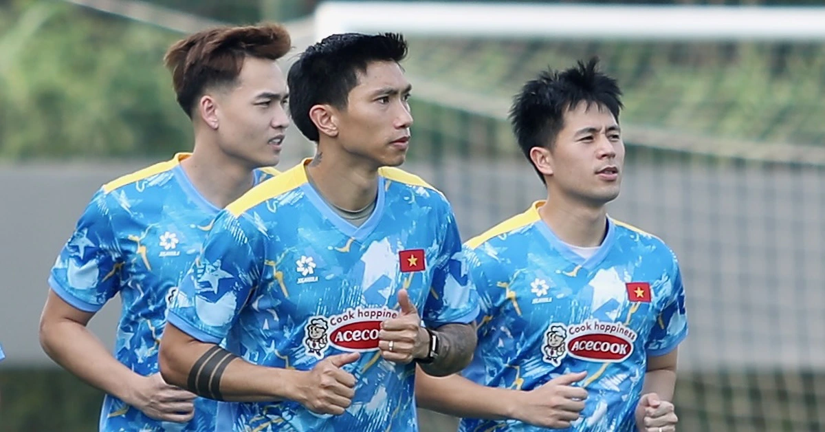 R&ograve; rỉ đội h&igrave;nh xuất ph&aacute;t ĐT Việt Nam vs Bangladesh: Xu&acirc;n Son dự bị, Ho&agrave;ng H&ecirc;n đ&aacute; ch&iacute;nh?