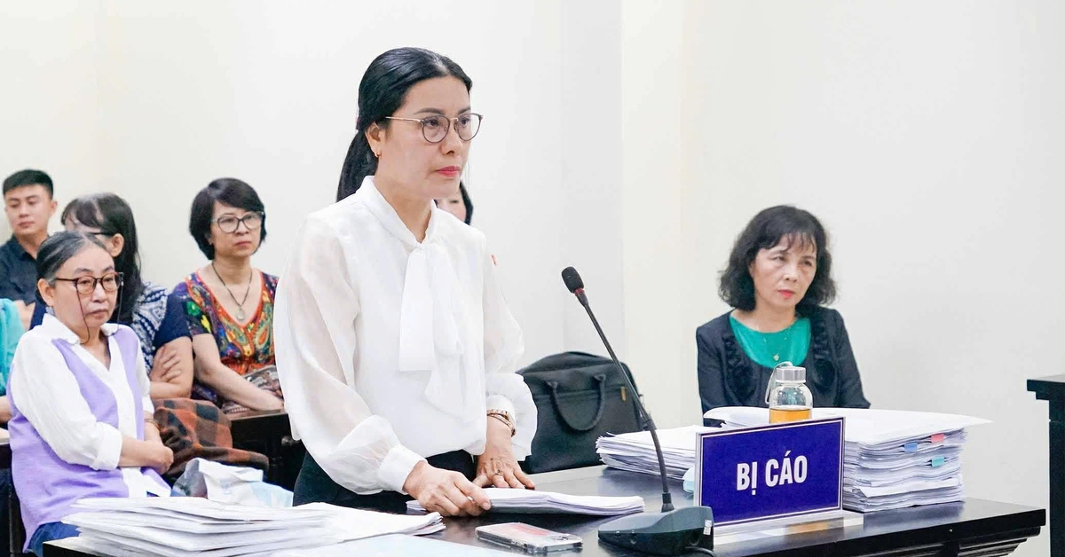 Cựu hiệu trưởng bị đề nghị 4-5 năm tù trong vụ lạm thu hơn 1 tỉ tiền dạy thêm từ 13 năm trước