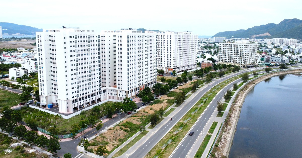 Tranh suất mua nhà ở xã hội Khánh Hòa: Tỉ lệ 'chọi' cao, cơ hội nào cho người thu nhập thấp?