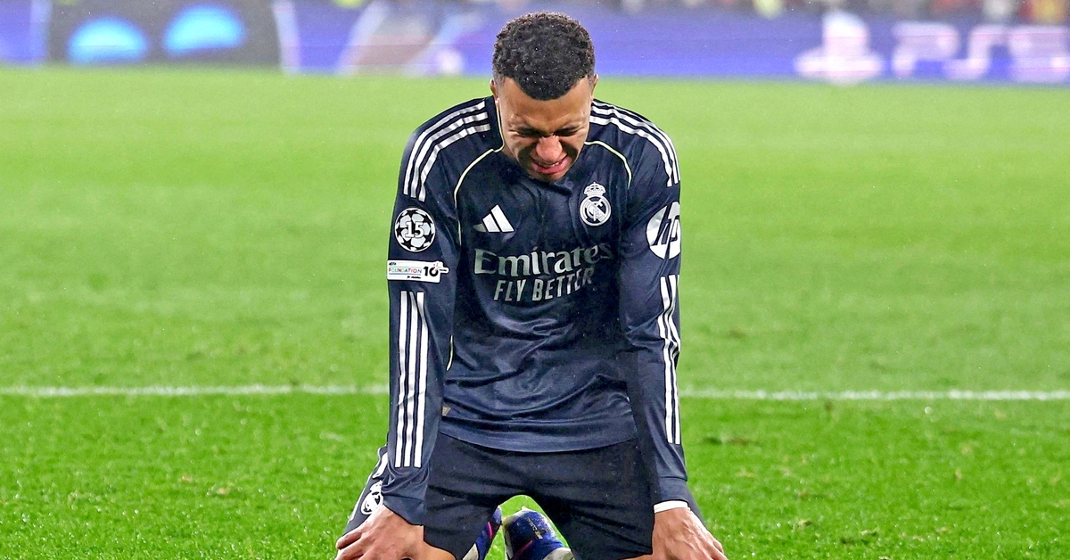 Mbappe bị Real Madrid chụp chấn thương... nhầm chân