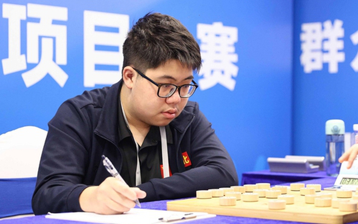 Kỳ thủ học sinh thống trị làng cờ tướng Trung Quốc
