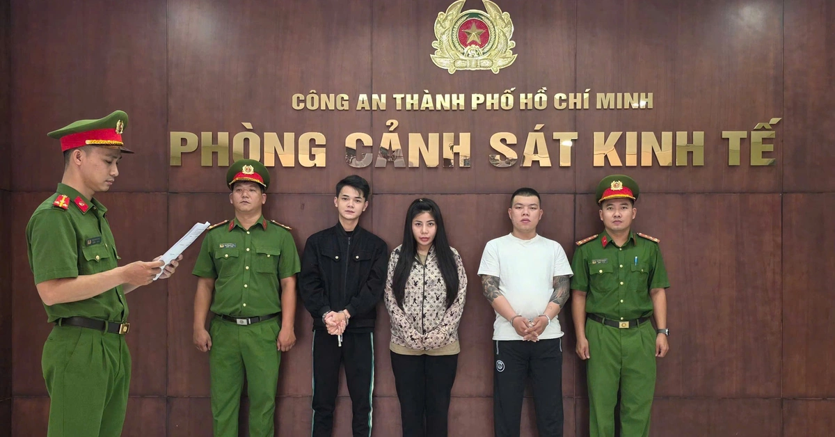 Công an TP.HCM triệt phá đường dây mua bán, giao 'khí cười' tận nhà, tiền giao dịch hơn 10 tỉ đồng