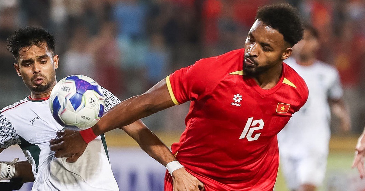 HLV Phạm Minh Đức: Xuân Son không có bóng để chơi trước Bangladesh