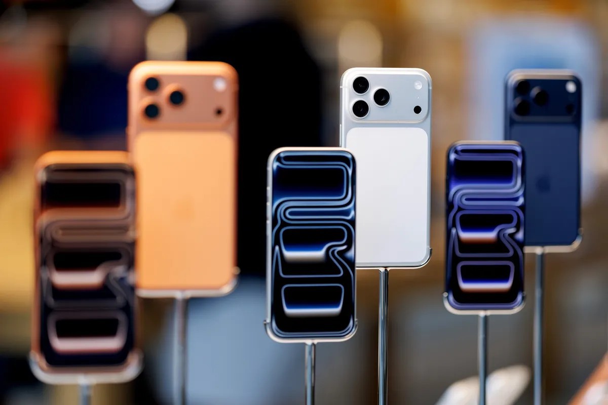 Apple chi thưởng 'khủng' giữ chân nhóm làm iPhone