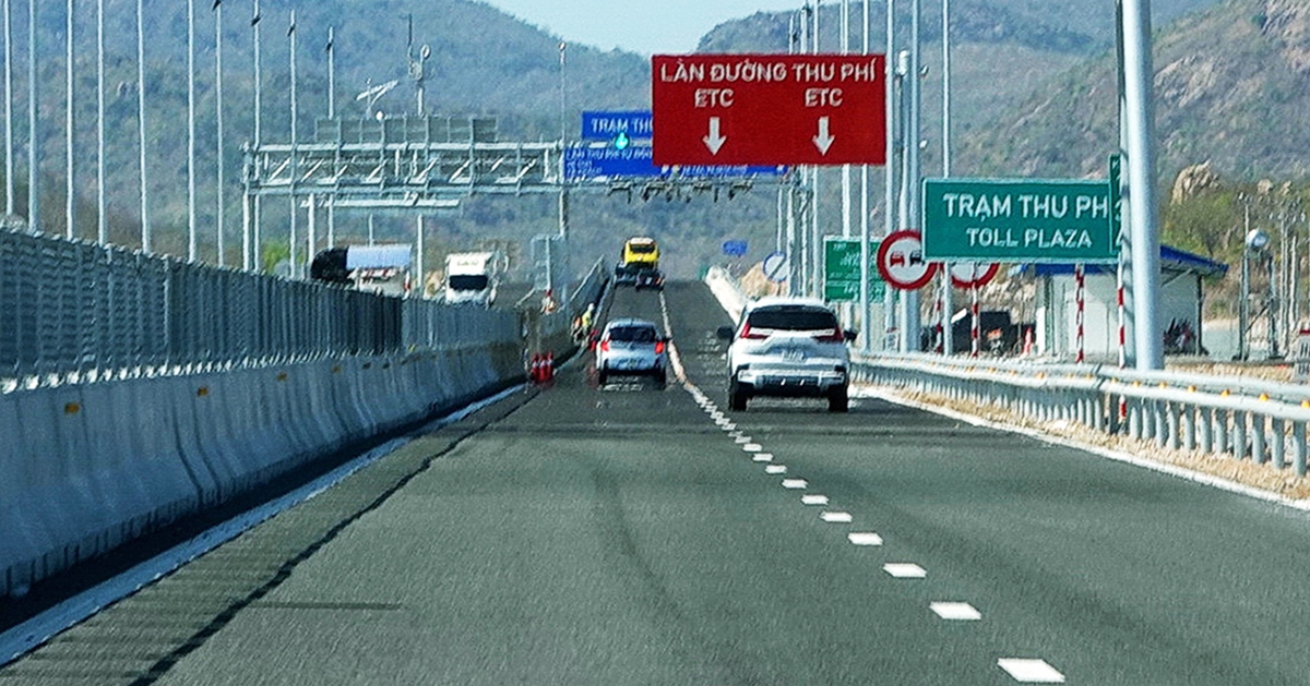 Thu phí không barie và quản trị giao thông