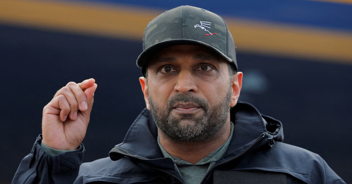 Tin tặc ‘đột nhập’ hộp thư Giám đốc FBI, tung 300 email và nhiều hình ảnh lên mạng