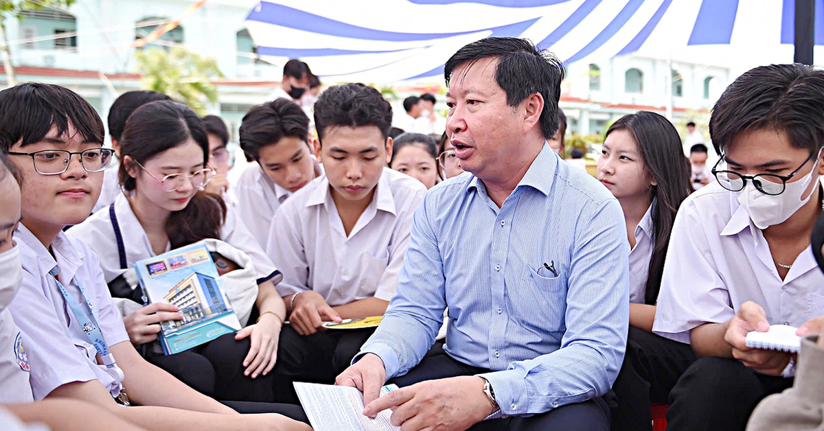 Sáng nay tư vấn tuyển sinh hướng nghiệp tại Cà Mau