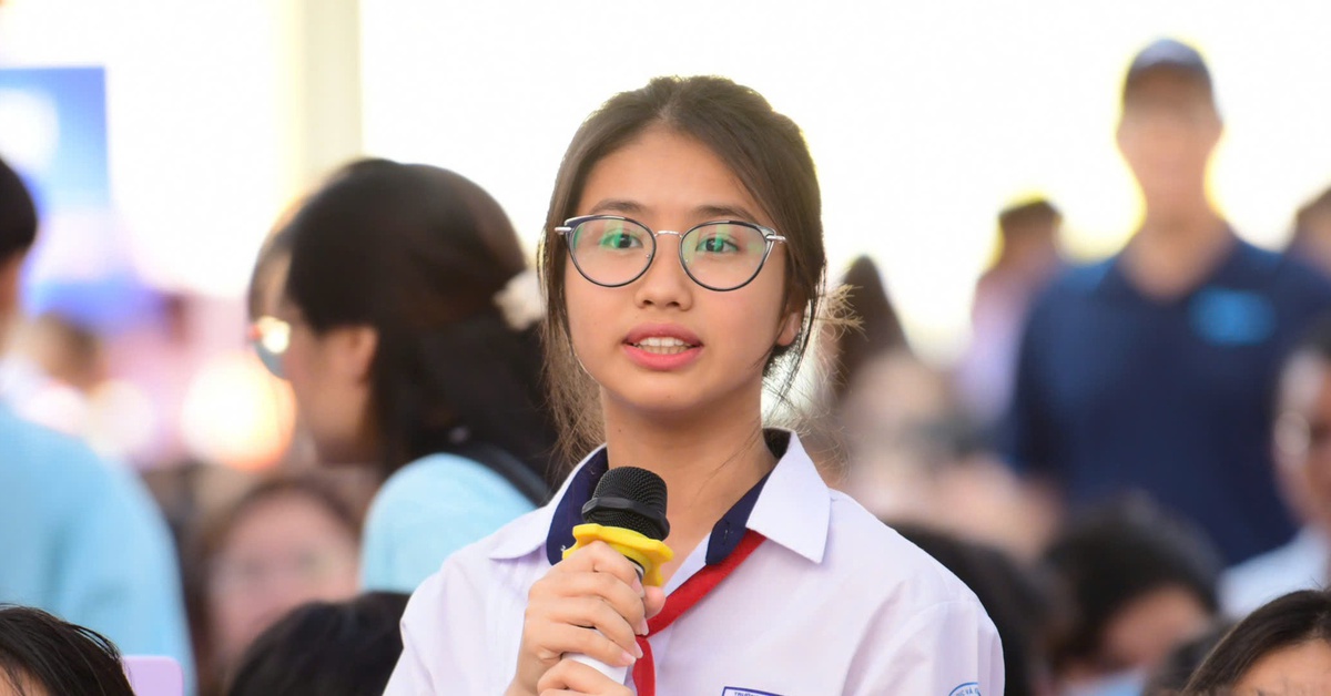 Ngày hội Tự tin vào lớp 10: Đặt nguyện vọng, chọn tổ hợp sao để không ‘tự loại mình’?