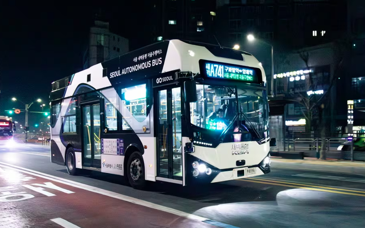 Hàn Quốc triển khai tuyến xe buýt tự hành hoàn toàn đầu tiên