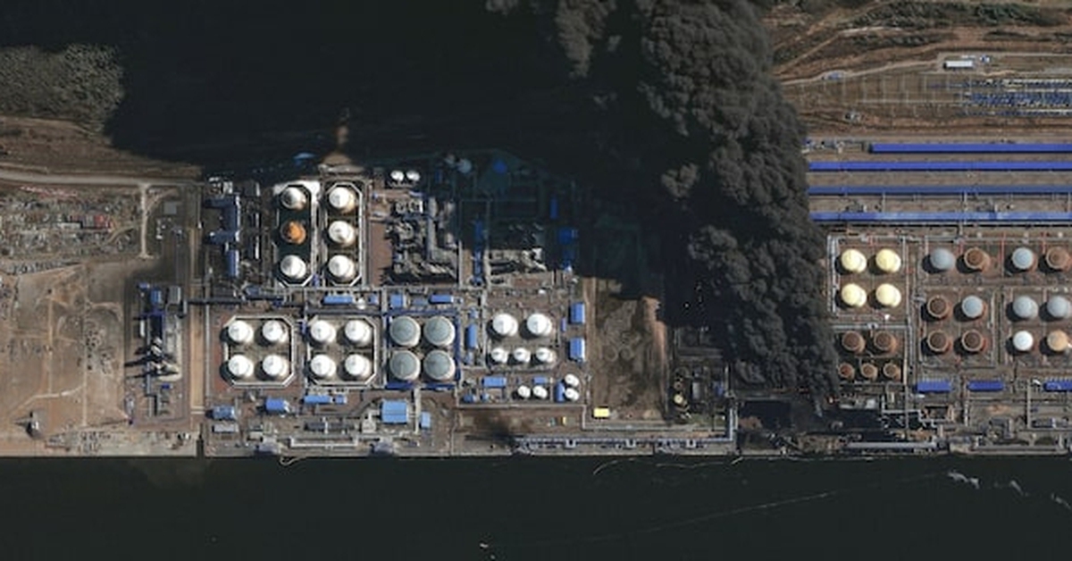 Ukraine tiếp tục tấn công cảng dầu lớn bậc nhất Nga