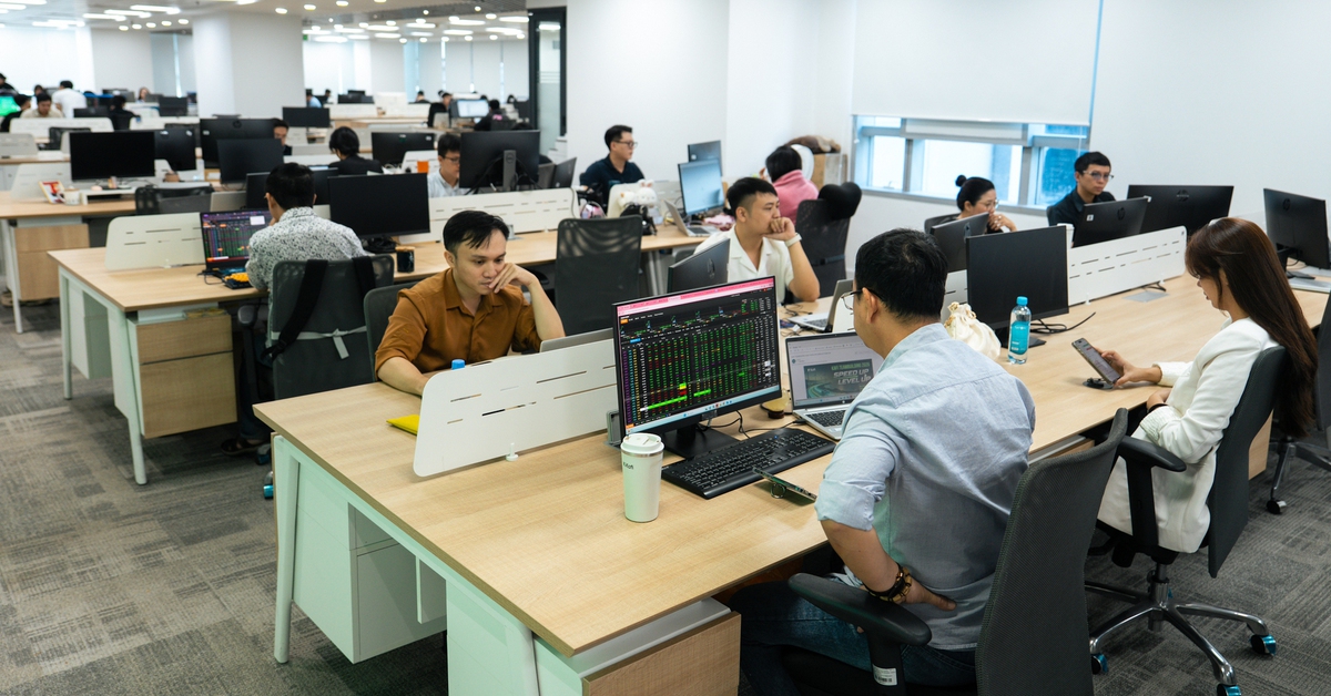 Chứng khoán điều chỉnh kéo dài, các dự báo bắt đầu "hạ nhiệt"