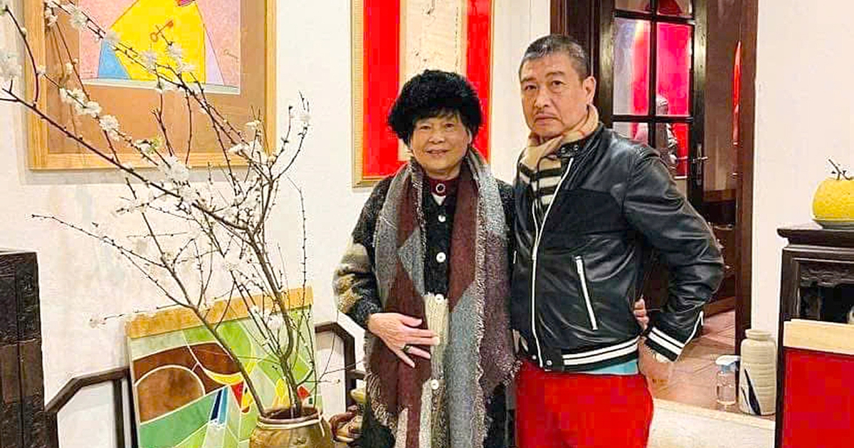 Mùi bánh quế thương nhớ của mẹ trong đời họa sĩ Lê Thiết Cương