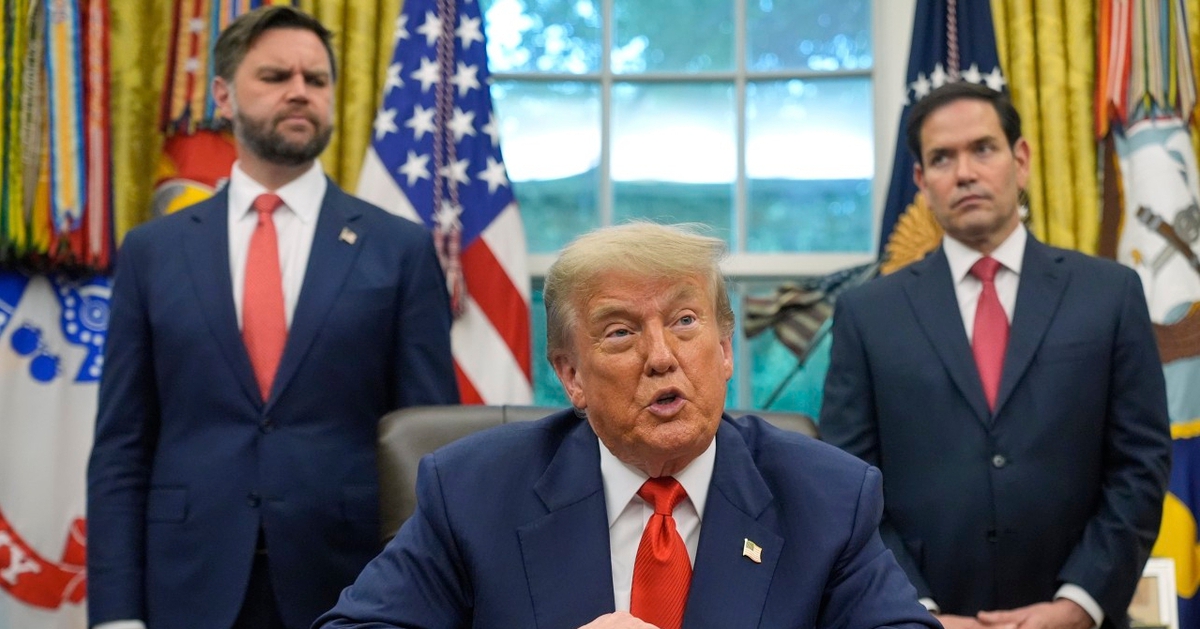 Ông Trump liên tục hỏi: Nên chọn ông Vance hay ông Rubio kế thừa mình?