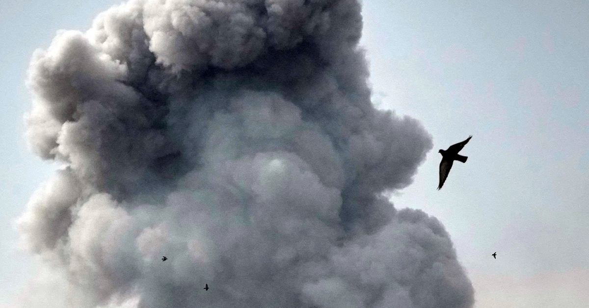 Chiến sự tại Trung Đông: Kinh tế toàn cầu rung chuyển