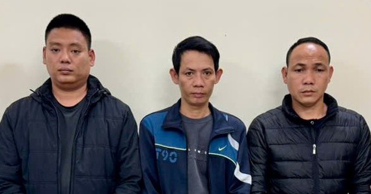 Bắt người bị giữ trong trường hợp khẩn cấp đối với nhóm người đánh lái xe tải chảy máu mũi