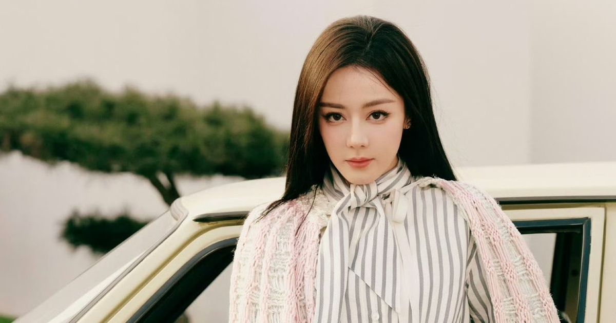 Địch Lệ Nhiệt Ba bị kẹt ở Dubai, lỡ hẹn với show diễn của Dior