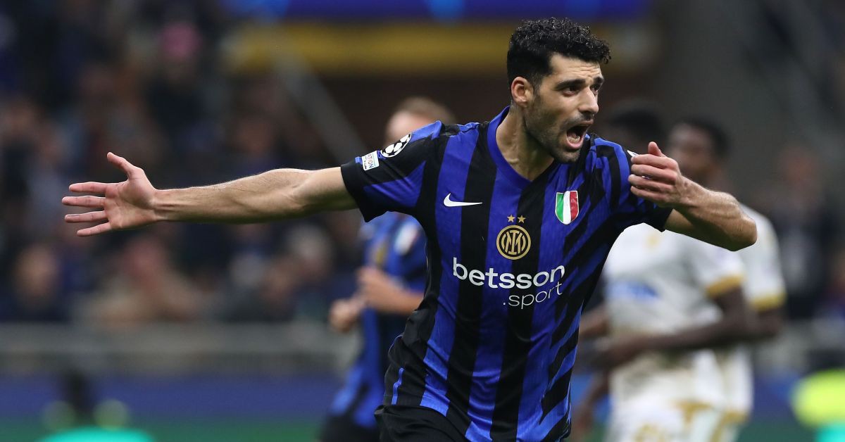 Cựu ngôi sao Inter Milan từ bỏ sự nghiệp để nhập ngũ quân đội Iran