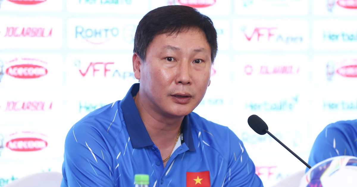 HLV Kim Sang Sik: Tôi muốn tuyển Việt Nam thắng Malaysia 2-0