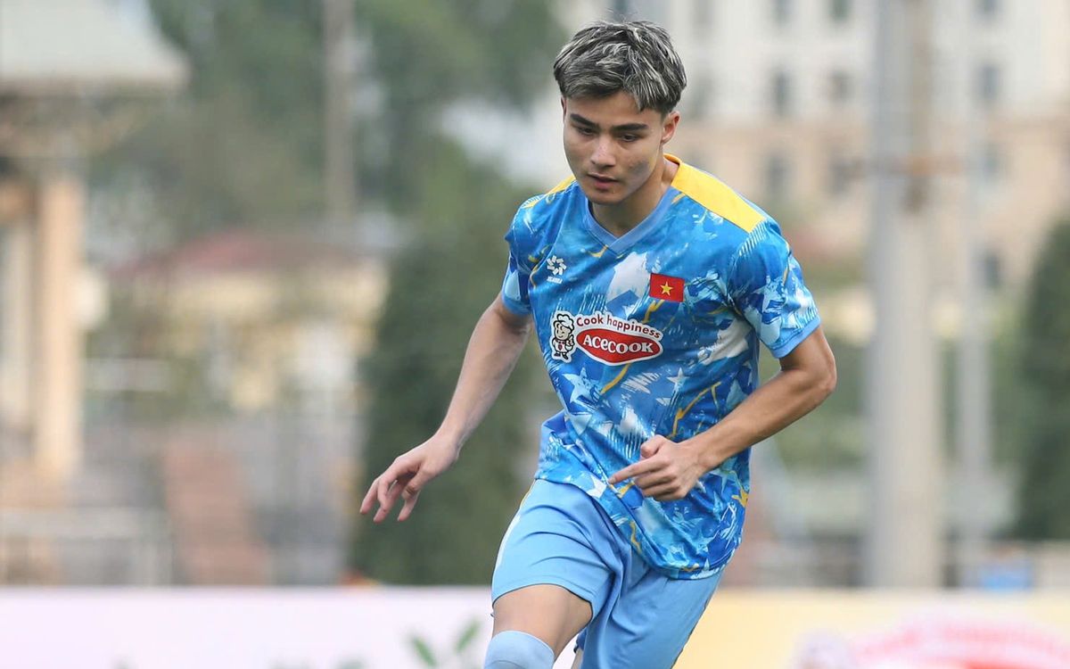 Làn sóng cầu thủ Việt kiều đổ về nước