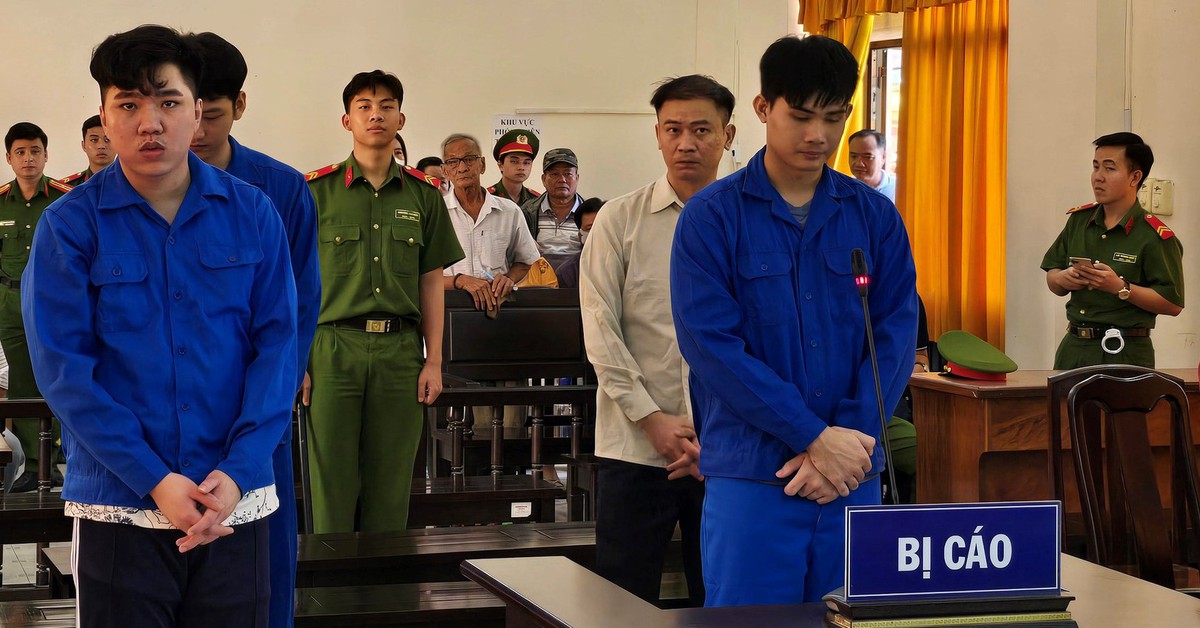 Xét xử 5 cán bộ, chiến sĩ trại tạm giam công an tỉnh 'dùng nhục hình'