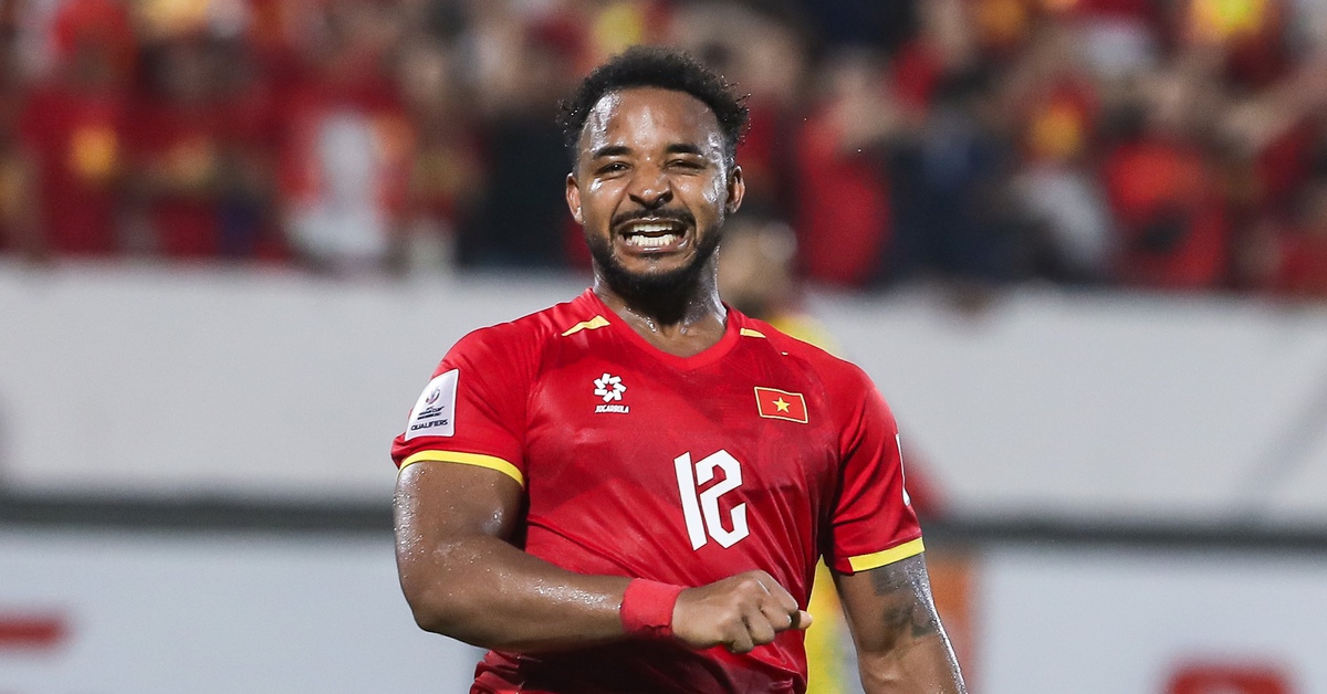 Video: Song sát Son-Hên phối hợp ghi bàn cho tuyển Việt Nam