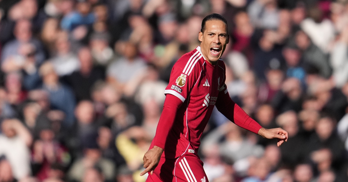 Van Dijk dùng từ ngữ nặng nề chỉ trích đồng đội sau trận thua Wolves