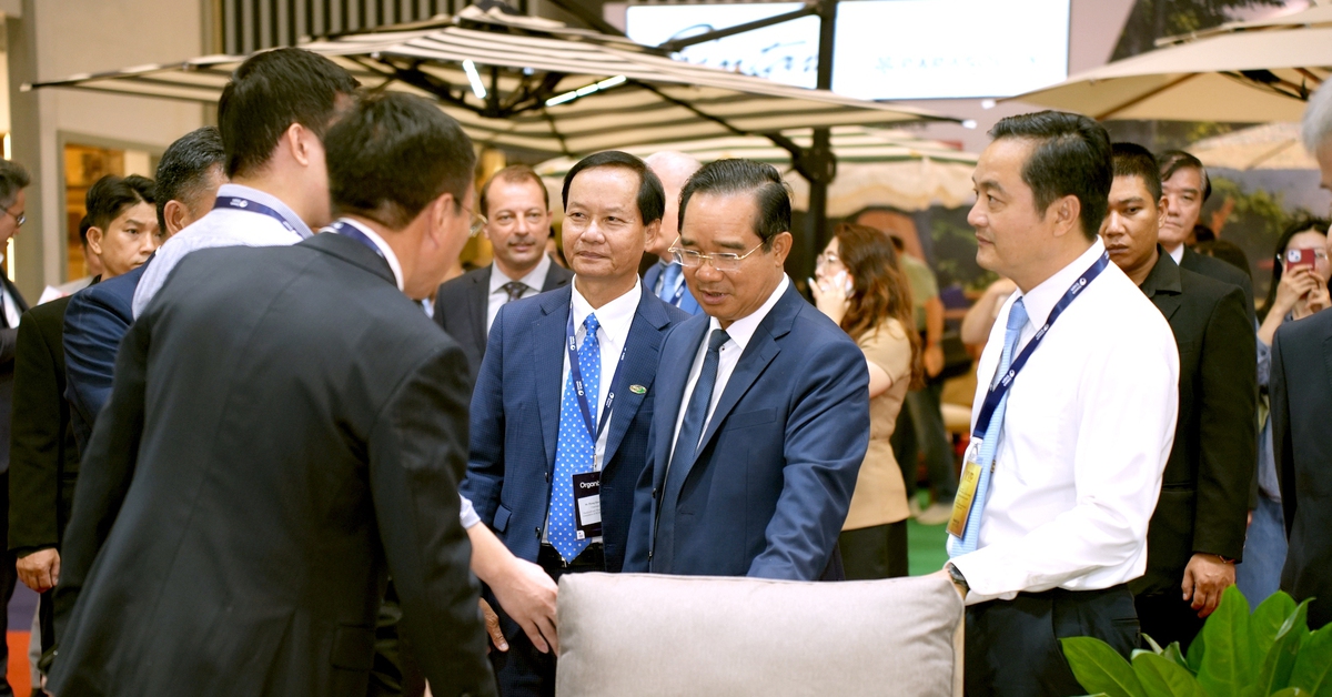 Ngành gỗ nội thất Việt Nam phải nâng tầm từ 'made in' lên 'made by Vietnam