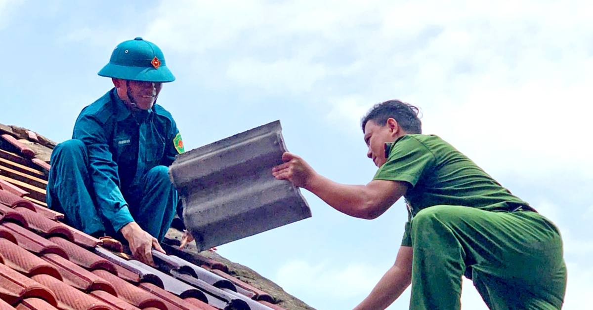 Khẩn trương khắc phục hậu quả lốc xoáy ở Ba Vì