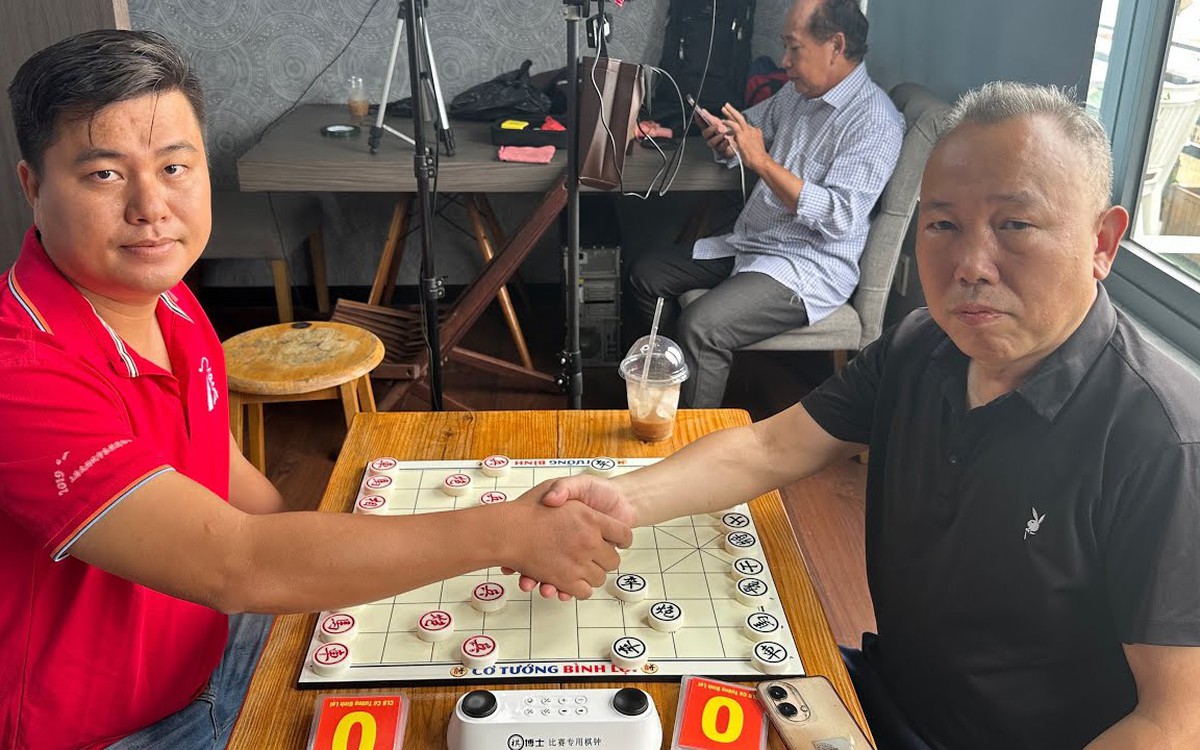 Sau đại sư top 20, 'đệ nhất giang hồ' cờ tướng Trung Quốc cũng bại trận ở giải hội làng Việt Nam