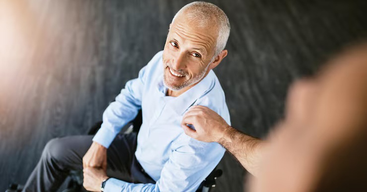 Bị sa sút trí tuệ, người đàn ông say mê một âm thanh đến phát khóc