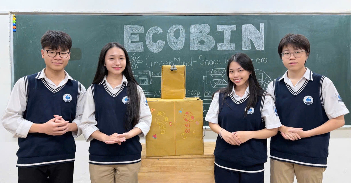 Từ rác thải trong bếp, đến thùng rác AI của học sinh lớp 11