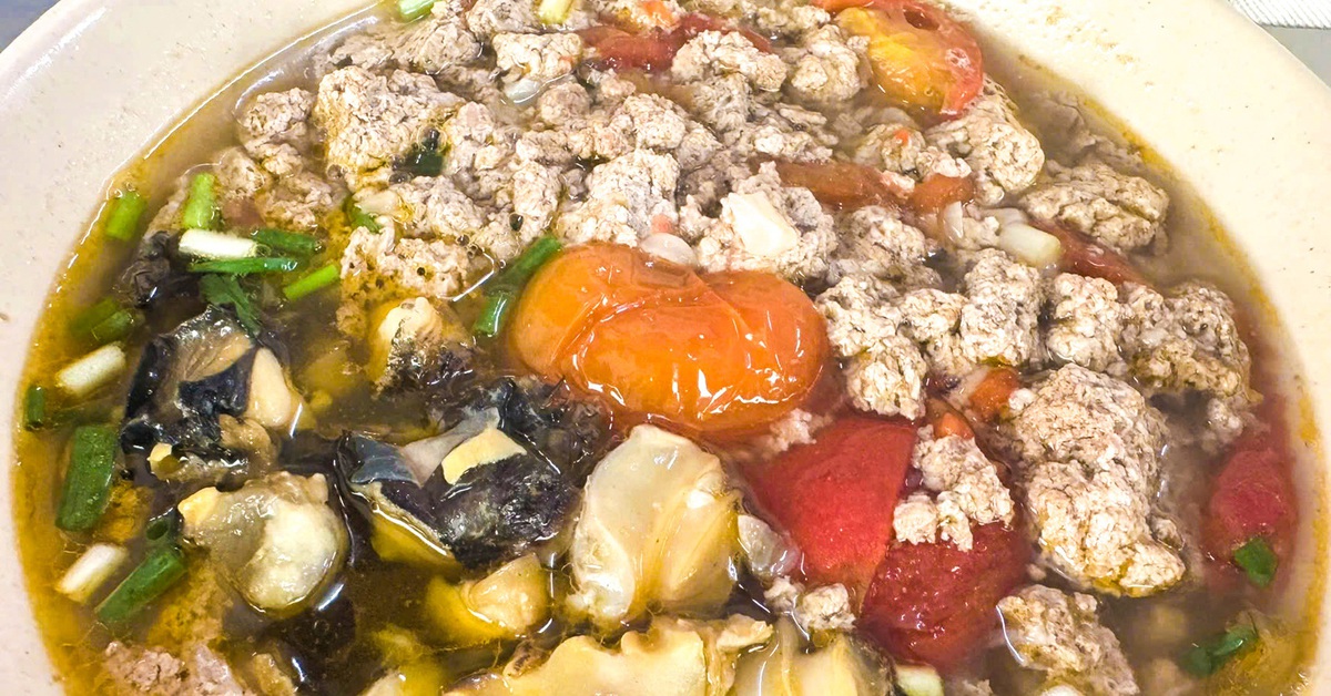 Bún riêu Hà Nội xưa: Riêu cua, cà chua và chút mỡ