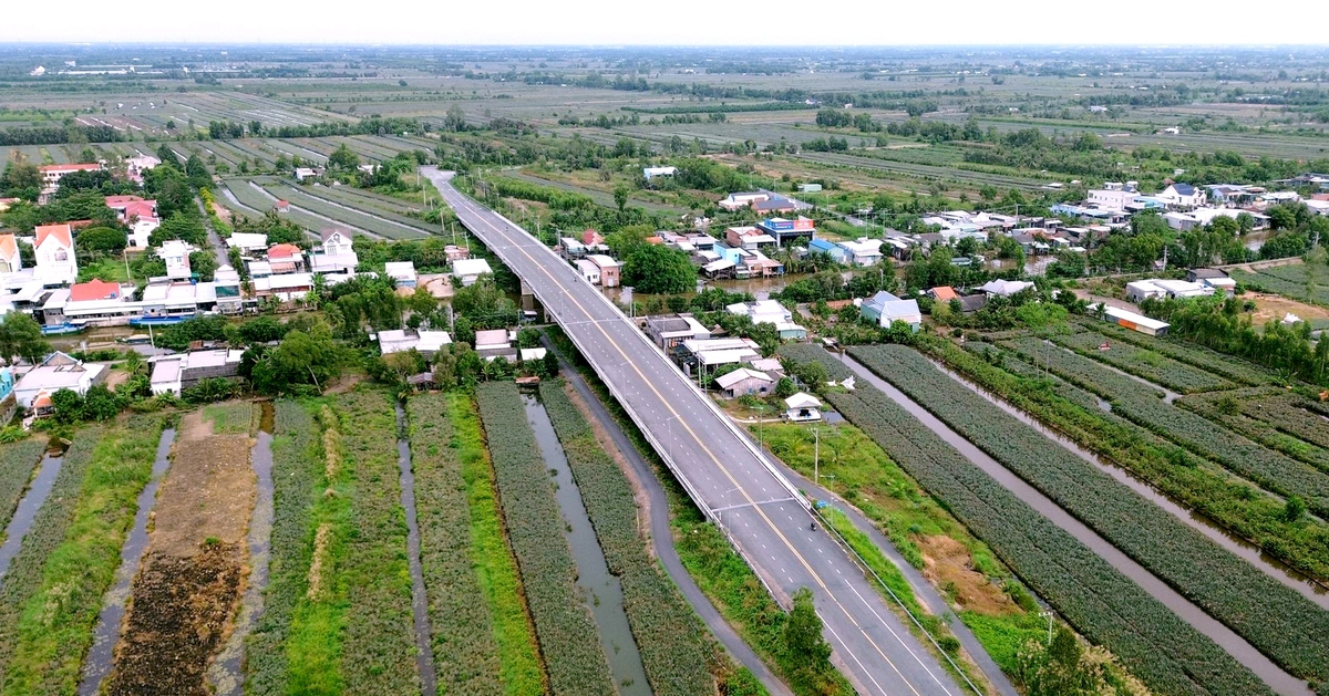 Hơn 822 tỉ đồng làm đường nối từ cao tốc đến vùng Đồng Tháp Mười