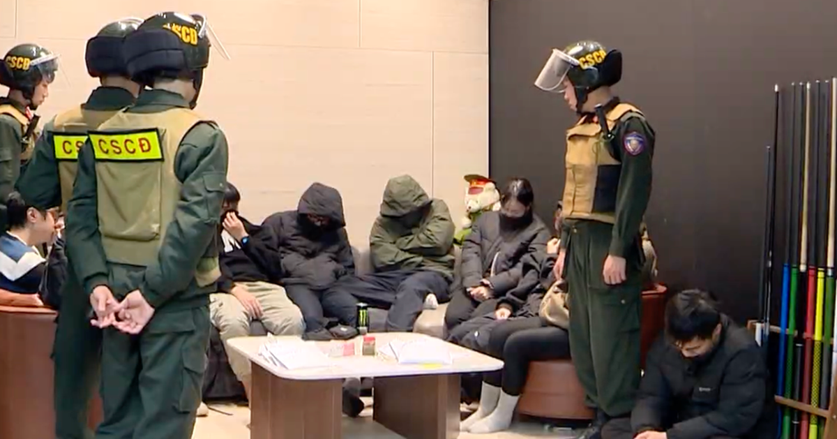 Vì sao XoilacTV 'tung hoành' nhiều năm, đến nay mới bị công an triệt phá?