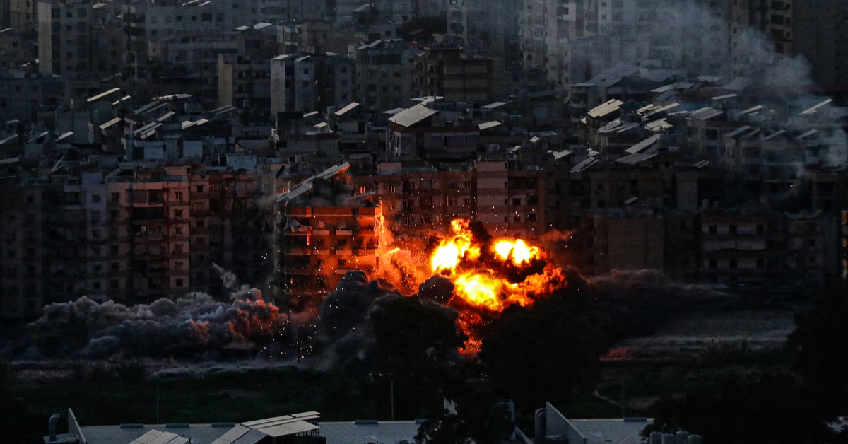 Iran cảnh báo châu Âu; IRGC thách tàu Mỹ hộ tống dầu qua eo biển Hormuz