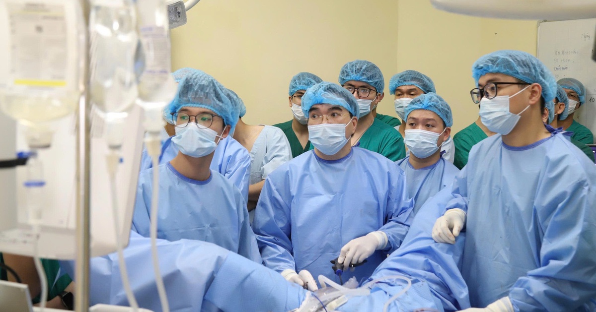 Điều trị ung thư phụ khoa bằng phẫu thuật ‘không vết rạch’