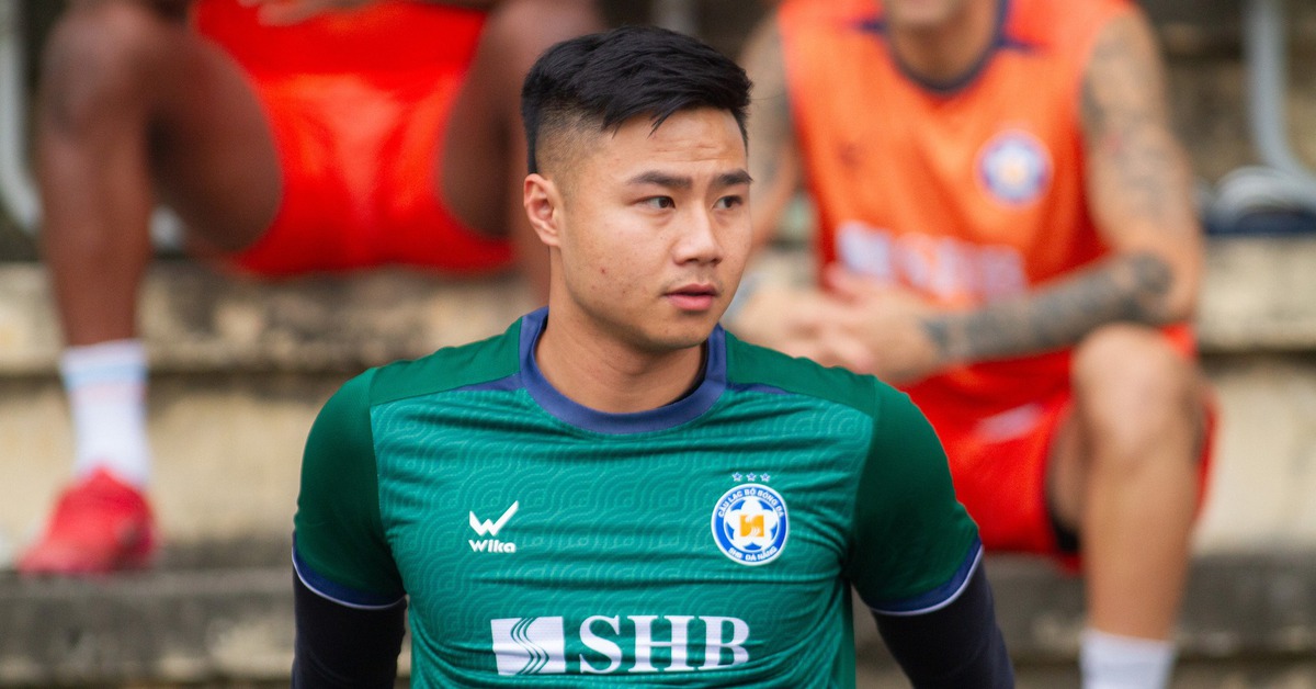 HLV Vũ Tiến Thành: 'Không nghĩ Văn Toản bắt xuất thần như vậy'