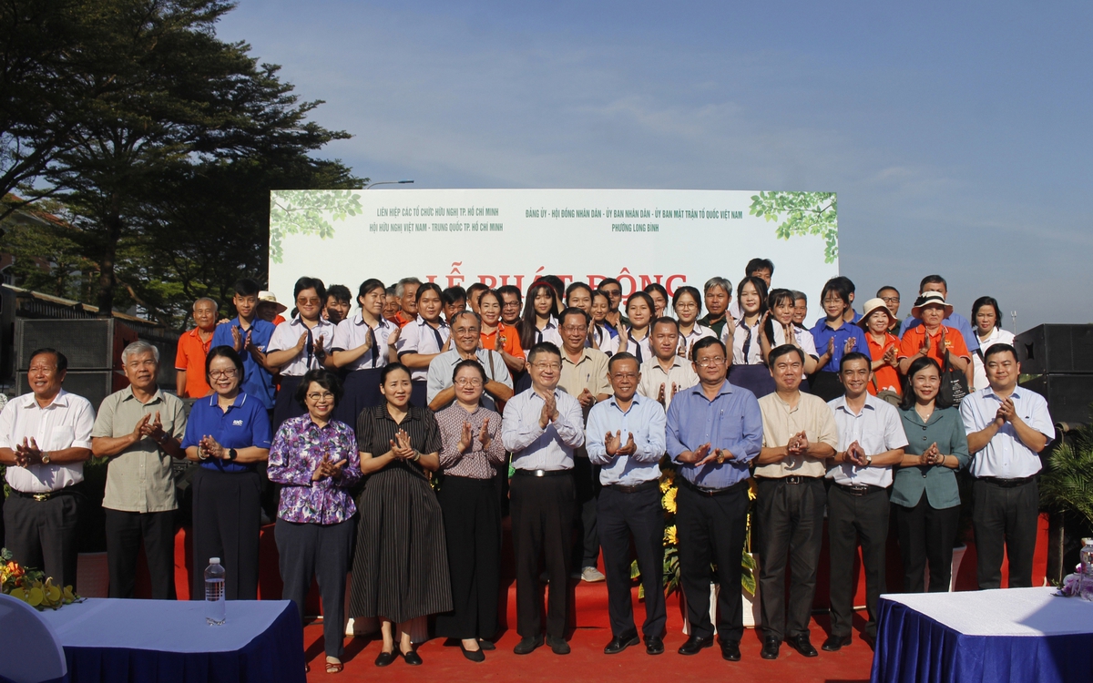 Tổng lãnh sự Trung Quốc tham dự lễ trồng cây gây rừng tại TP.HCM