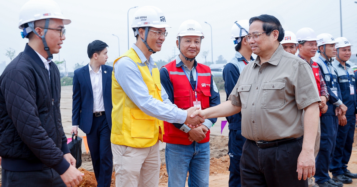 Thủ tướng: Phát triển kinh tế hàng không, khu thương mại tự do thế hệ mới tại sân bay Gia Bình